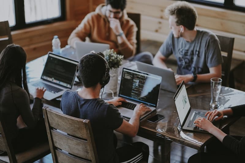 App modernization team